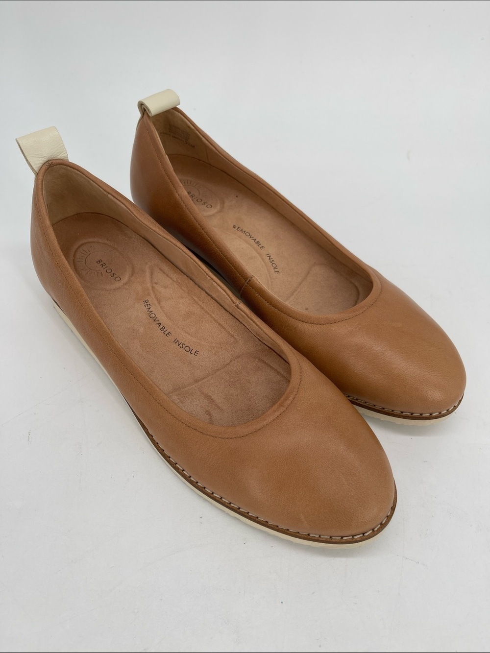 Brioso Emmaline Tan Leather Flats Women’s 9.5